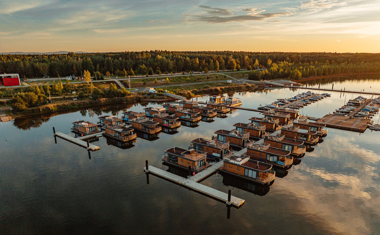 floating houses baerwalder see lausitzer seenland